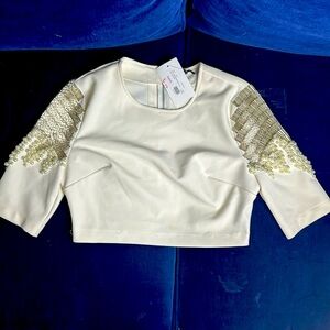 Women’s cream, gorgeous top with pearls and beads never worn tag still attached